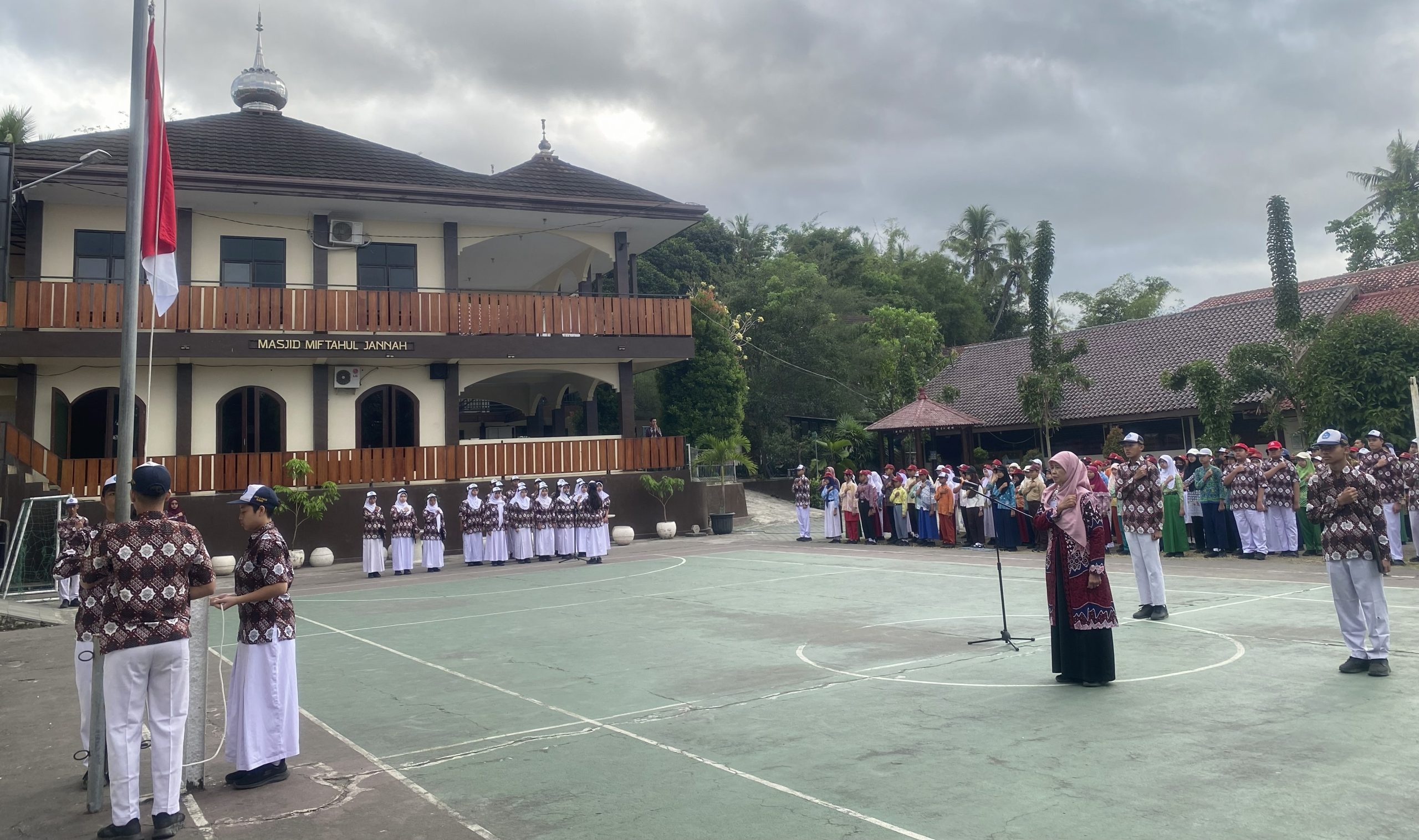 UPACARA BENDERA