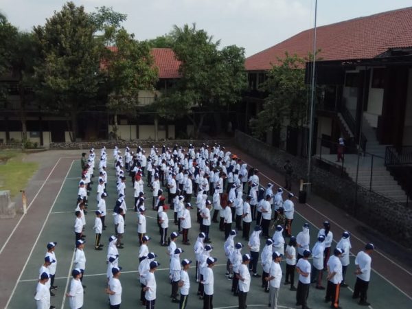 PENDIDIKAN FISIK MENTAL DAN DISIPLIN (FMD) OLEH SKUADRON DIDIK 105 TNI AU