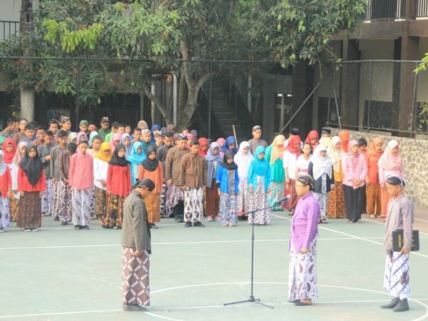 KAMIS PAHING ADAT JAWA
