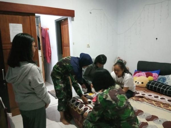 PENGUATAN KECAKAPAN HIDUP  SISWA-SISWI SMP 4 PAKEM