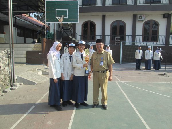 TIM IPS JUARA 3 OLIMPIADE IPS