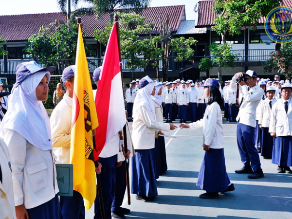 PELANTIKAN PENGURUS OSIS MASA BAKTI 2019/2020