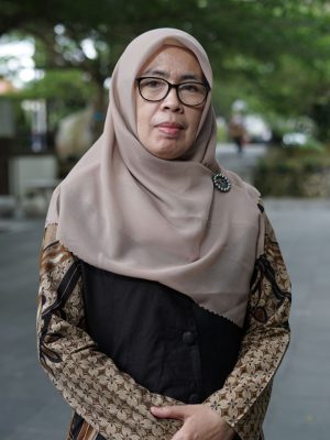 Dwi Nartini, M.Pd