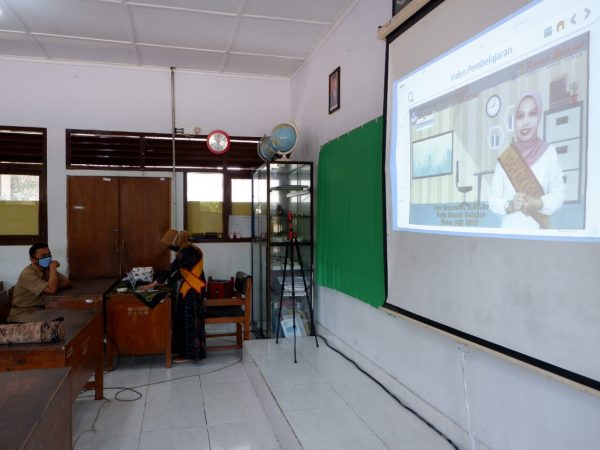 PENYEGARAN PEMANFAATAN RUMAH BELAJAR KEMDIKBUD