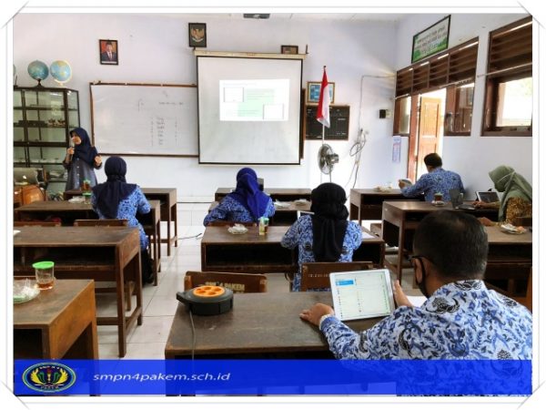 PEMBELAJARAN JARAK JAUH SECARA DARING PENUH DAPAT TERLAKSANA DENGAN LANCAR
