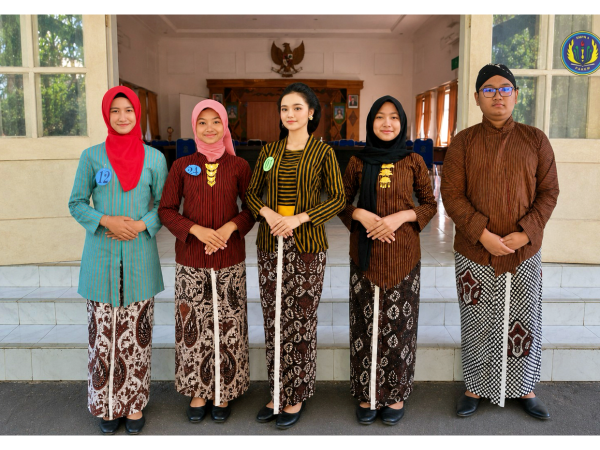 SMP NEGERI 4 PAKEM BORONG LAGI JUARA KOMPETISI BAHASA & SASTRA DINAS KEBUDAYAAN SLEMAN: BUKTI GENERASI MUDA CINTA BUDAYA!